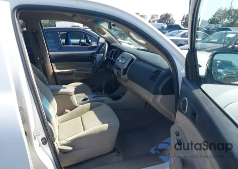 2005 Toyota Tacoma Prerunner V6 из США, поврежденный, VIN 5TEKU72N85Z129819